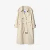 Burberry Light Beige Cotton Fitzrovia Trench Coat In Neutral