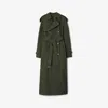 Burberry Double-breasted Quilted Trench Coat In Loch