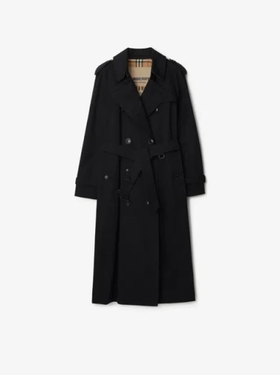 Burberry Long Waterloo Heritage Trench Coat In Black