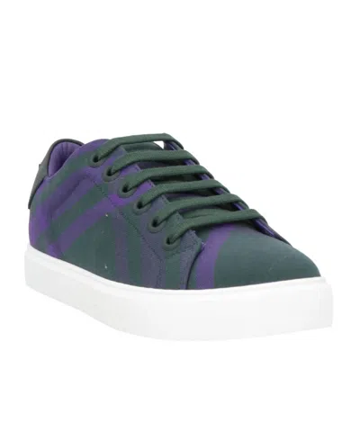 Burberry Low-top Sneakers In Green