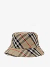 Burberry Fishermans Hat With Check Pattern In Cream