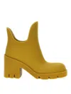 Burberry Mustard Rubber Boots With Check Lining And Round Toe For Women In Yellow