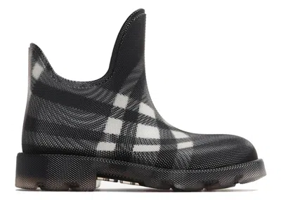 Pre-owned Burberry Marsh Checked Ankle Boots (women's) Sneakers In Black/white In Multi