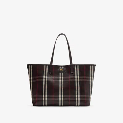 Burberry Medium Highlands Tote In Red