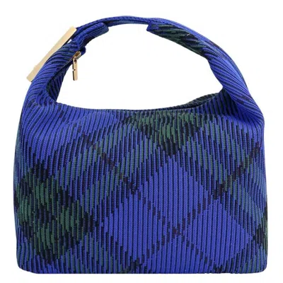 Burberry Medium Peg Duffle Bag In Blue