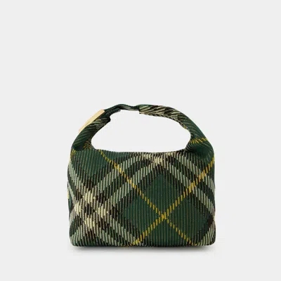 BURBERRY BURBERRY MEDIUM PEG SHOULDER BAG