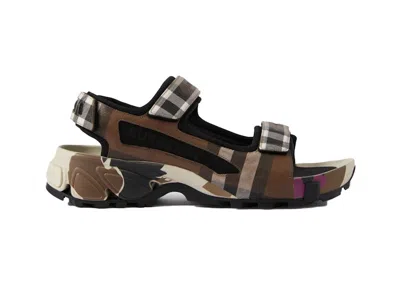 Pre-owned Burberry Men's  Check Arthur Sandal Sneakers In Dark Birch Brown
