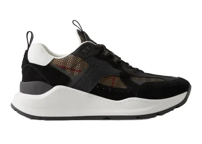 Pre-owned Burberry Men's  Embossed Mesh Sneakers In Black