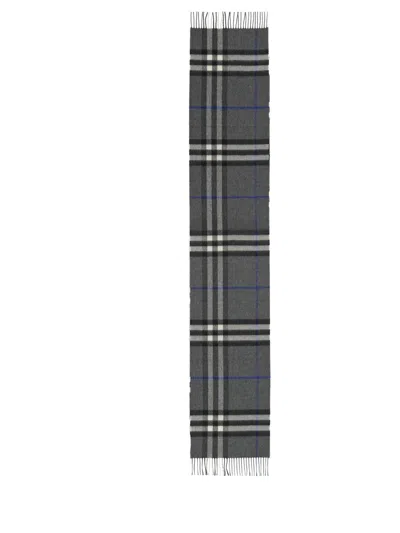 Burberry Men In Gray