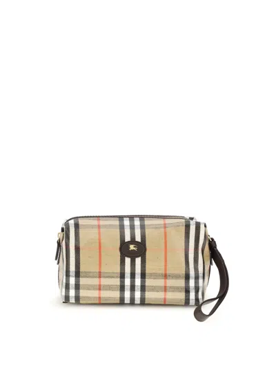 Burberry Men Highlands Beauty Bag In Neutral