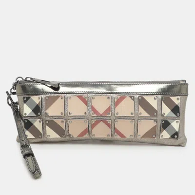 Pre-owned Burberry Metallic/beige Nova Check Pvc And Leather Zip Wristlet Clutch