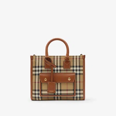 BURBERRY BURBERRY MINI FREYA TOTE