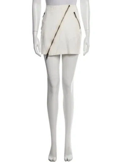 Pre-owned Burberry Mini Skirt In White