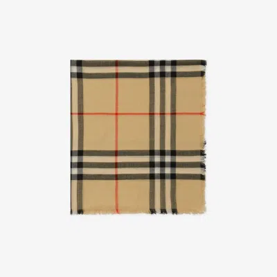 Burberry Mu Gc Lightweight Wool In Neutral