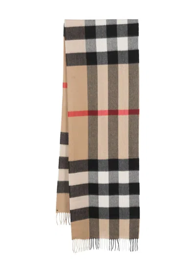 Burberry Mu Half Mega Chkcs Scarve