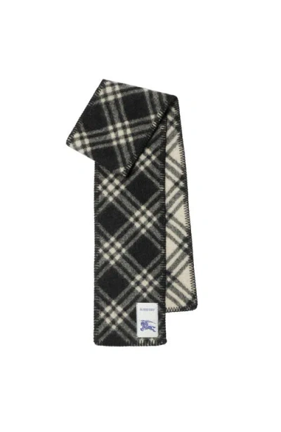 BURBERRY BURBERRY NARROW CHECK WOOL SCARF