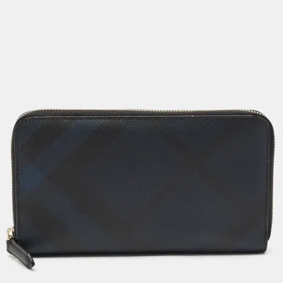 Pre-owned Burberry Navy Blue/black London Check Coated Canvas Travel Continental Wallet