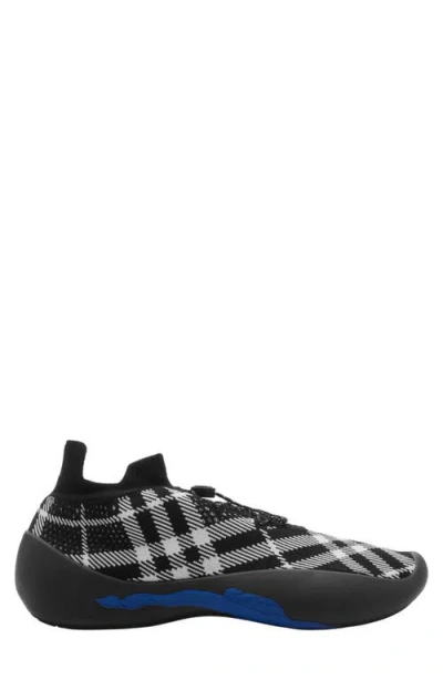 BURBERRY BURBERRY NEPTUNE CHECK SNEAKER