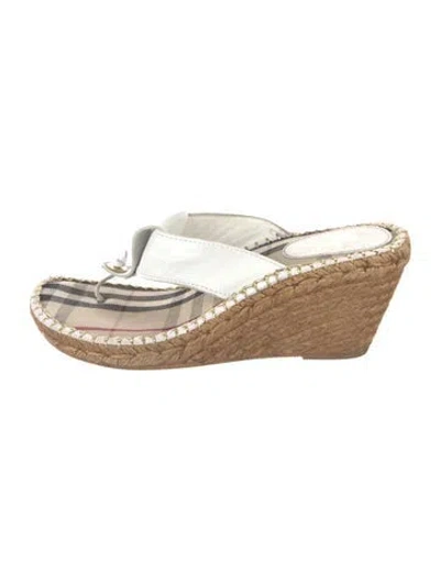 Pre-owned Burberry Nova Check Pattern Leather Flip Flops In White
