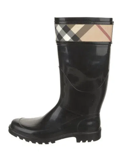 Pre-owned Burberry Nova Check Pattern Rubber Boots In Black