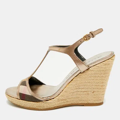 Pre-owned Burberry Nova Check Size 39 Gold/beige Canvas And Leather Wedge Sandals