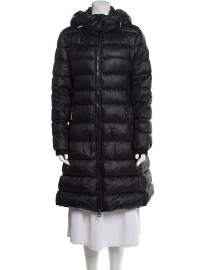 Pre-owned Burberry Nylon Down Coat In Black