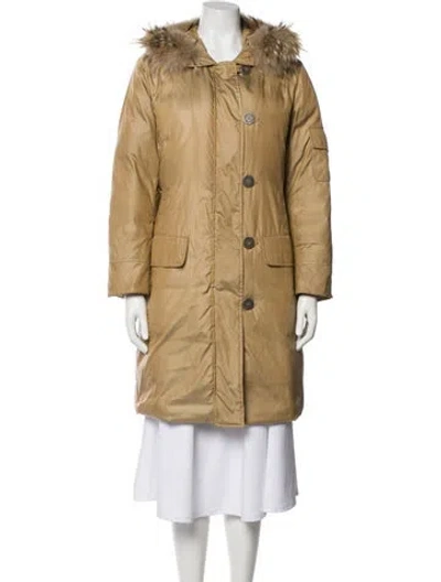 Pre-owned Burberry Nylon Down Coat In Neutral