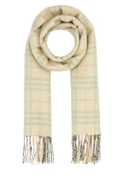 BURBERRY OFF WHITE SIGNATURE SCARF