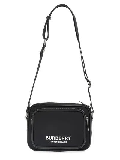 Burberry Paddy Bag. In Black