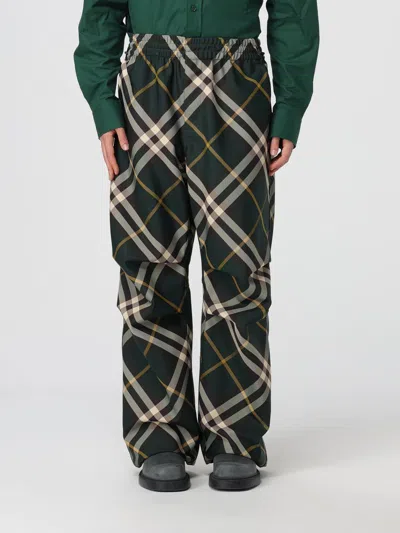 BURBERRY PANTS BURBERRY MEN COLOR GREEN,F44670012