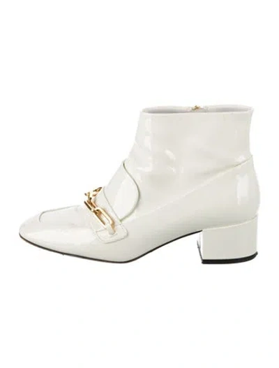 Pre-owned Burberry Patent Leather Chain-link Accents Boots In White