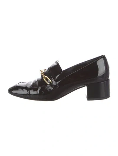 Pre-owned Burberry Patent Leather Chain-link Accents Pumps In Black