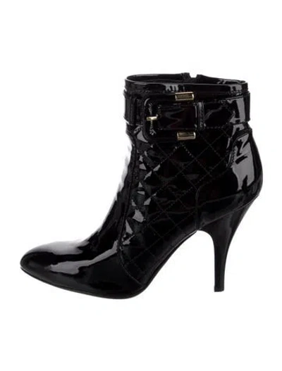 Pre-owned Burberry Patent Leather Lace-up Boots In Black
