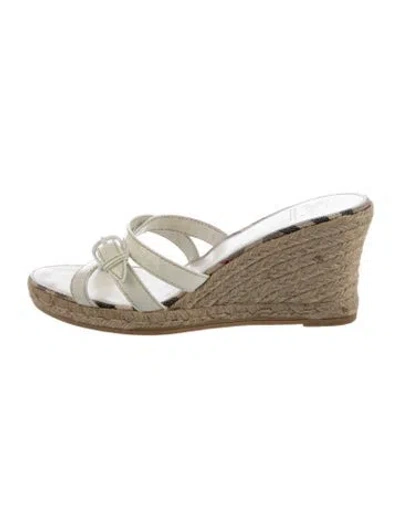 Pre-owned Burberry Patent Leather Plaid Print Mules In White