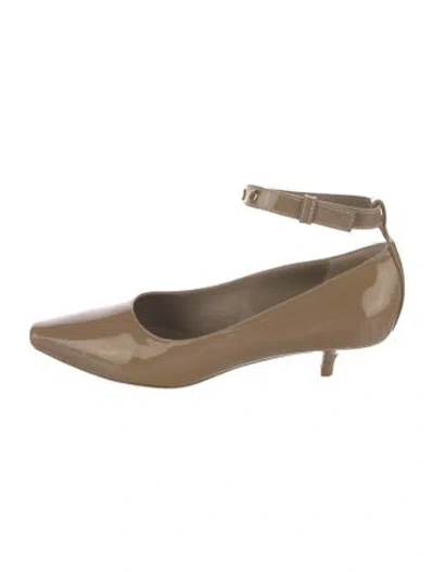 Pre-owned Burberry Patent Leather Pumps In Neutral