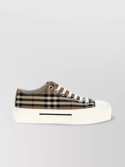 BURBERRY PATTERNED LOW-TOP SNEAKERS ROUND TOE