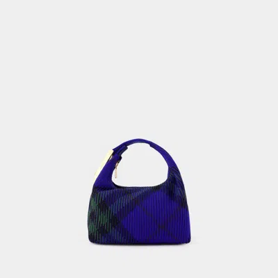 Burberry Peg Purse In Blue