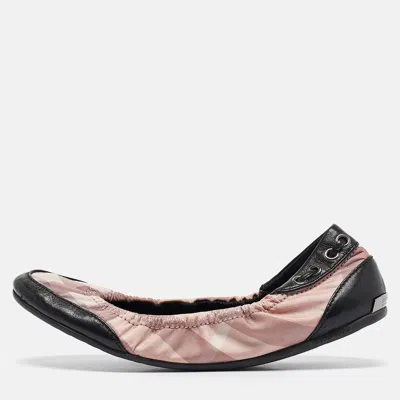 Pre-owned Burberry Pink/black Check Fabric And Leather Scrunch Ballet Flats Size 36.5
