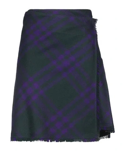 Burberry Plaid Pleated Skirt In Blue