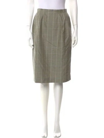 Pre-owned Burberry Plaid Print Knee-length Skirt In Neutral