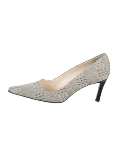 Pre-owned Burberry Plaid Print Pumps In Neutrals