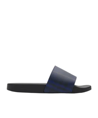 Burberry Plaid Slippers In Black