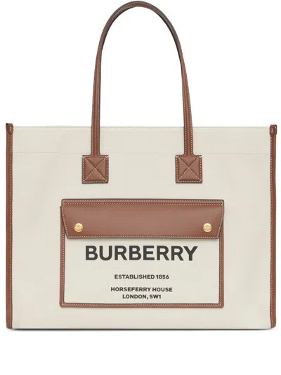 Burberry Pocket Medium Shopping Bag In White