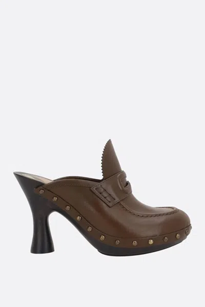 Burberry Potter Clogs In Smooth Leather In Brown