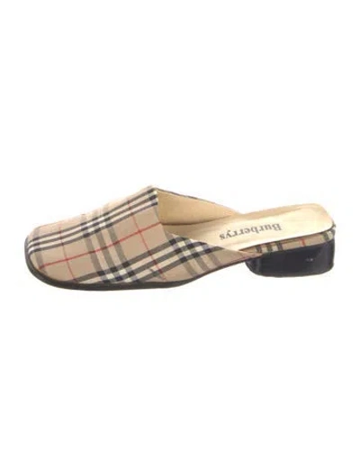 Pre-owned Burberry Printed Loafers In Neutral