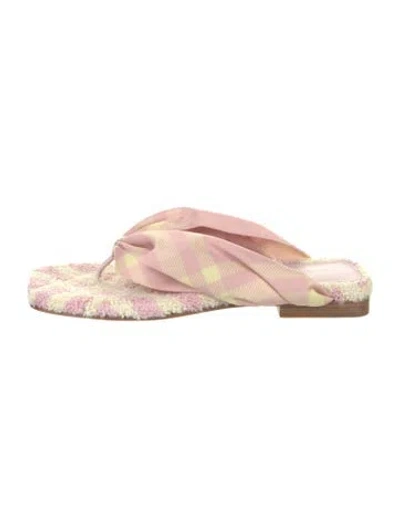Pre-owned Burberry Printed Pleated Accents Flip Flops In Pink