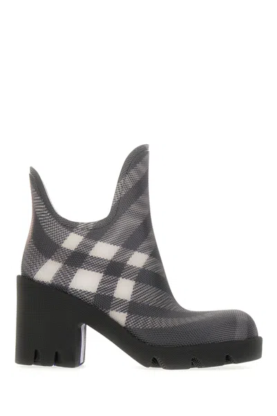 Burberry Black Check Pattern Heeled Boots For Women