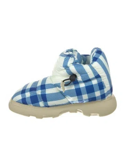 Pre-owned Burberry Printed Snow Boots W/ Tags In Blue