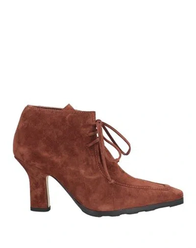 BURBERRY PRORSUM BURBERRY PRORSUM WOMAN ANKLE BOOTS BROWN SIZE 8 LEATHER
