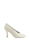 Burberry Beige Shiny Lambskin Pumps With Quilted Insole In White